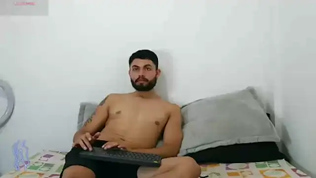 Snapshot of davgostoso chatting on 02-12-26, 04:35 davgostoso online show from 02-12-26, 04:35