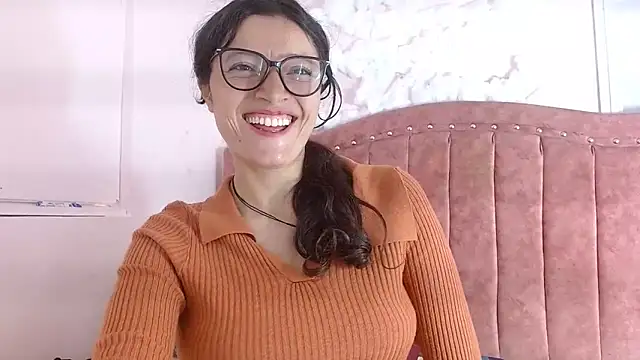 lunazulsj online show from 01-23-25, 05:31