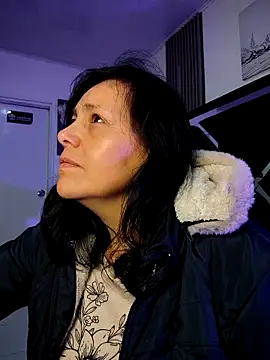 Natasha milf   online show from 10-08-25, 12:47