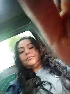 Snapshot of hanny_milf chatting on 12-18-25, 11:05 hanny milf online show from 12-18-25, 11:05