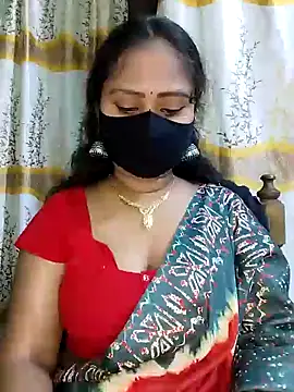 Idhika Paul online show from 02-10-25, 03:42