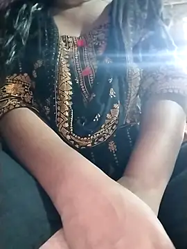 Snapshot of Idhika_Paul chatting on 10-24-25, 07:49 Idhika Paul online show from 10-24-25, 07:49