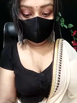 Snapshot of Idhika_Paul chatting on 11-01-25, 09:06 Idhika Paul online show from 11-01-25, 09:06