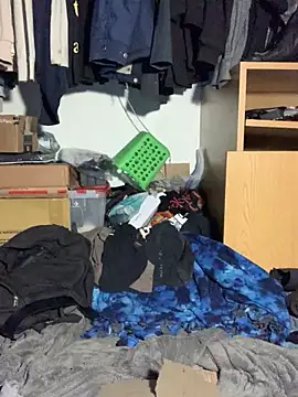 Snapshot of yourdirtysecret_23 chatting on 11-15-25, 02:42 yourdirtysecret 23 online show from 11-15-25, 02:42