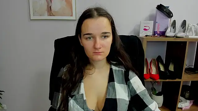 KateDelight online show from 10-11-25, 06:34