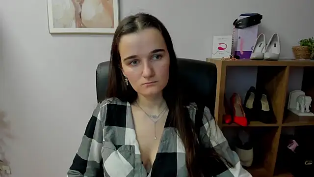 KateDelight online show from 12-21-25, 08:27