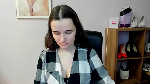 KateDelight online show from 03-08-26, 07:45