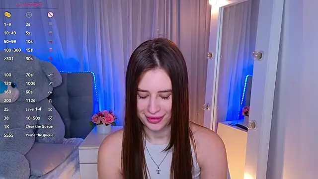 Snapshot of Milkissss chatting on 02-20-26, 09:04 Milkissss online show from 02-20-26, 09:04