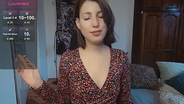 Snapshot of _blackgem chatting on 12-16-24, 08:41 blackgem online show from 12-16-24, 08:41