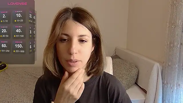 Snapshot of _blackgem chatting on 10-23-25, 10:36 blackgem online show from 10-23-25, 10:36