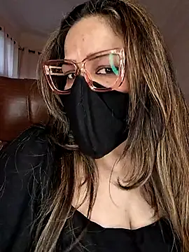 Snapshot of SEXY-Sardarni chatting on 02-22-25, 08:07 SEXY-Sardarni online show from 02-22-25, 08:07