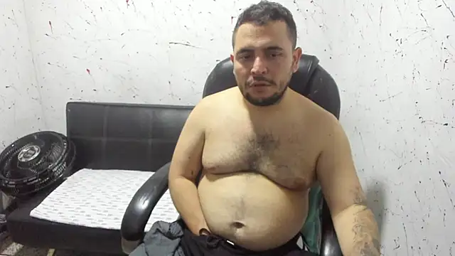 Snapshot of _ace_ventura chatting on 10-24-25, 04:36 ace ventura online show from 10-24-25, 04:36