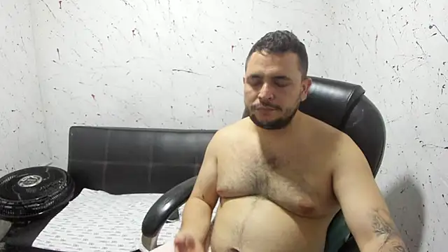 Snapshot of _ace_ventura chatting on 10-27-25, 04:05 ace ventura online show from 10-27-25, 04:05