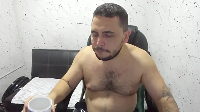 Snapshot of _ace_ventura chatting on 10-29-25, 04:48 ace ventura online show from 10-29-25, 04:48