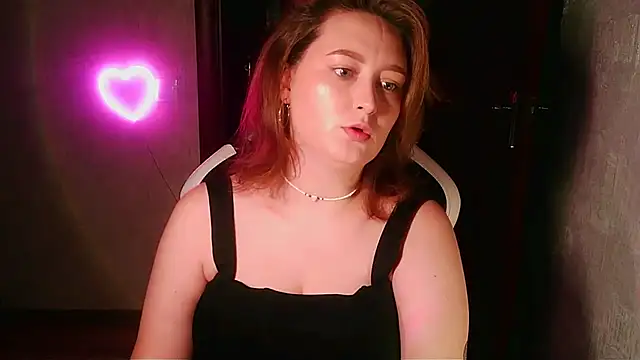Snapshot of OksiFels chatting on 09-11-25, 09:26 OksiFels online show from 09-11-25, 09:26