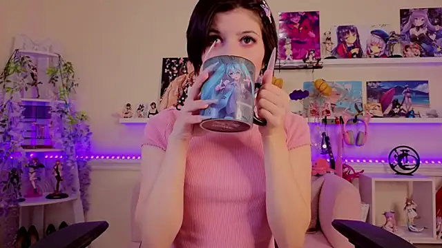 Snapshot of Katya_Zaitseva chatting on 11-07-25, 01:44 Katya Zaitseva online show from 11-07-25, 01:44