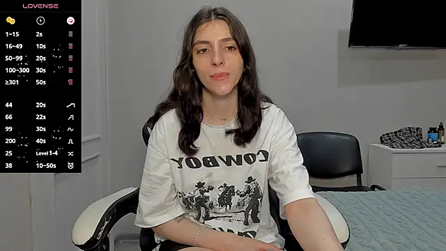 Snapshot of broosnica1 chatting on 10-10-25, 06:34 broosnica1 online show from 10-10-25, 06:34