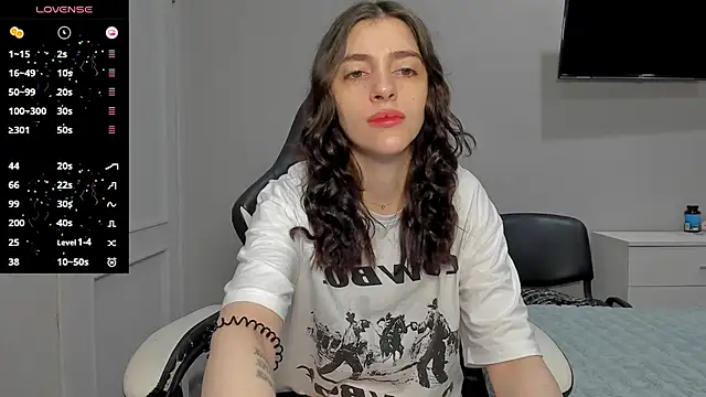 Snapshot of broosnica1 chatting on 11-02-25, 07:44 broosnica1 online show from 11-02-25, 07:44