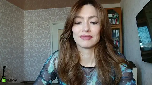 alicia spicy online show from 10-13-25, 05:18