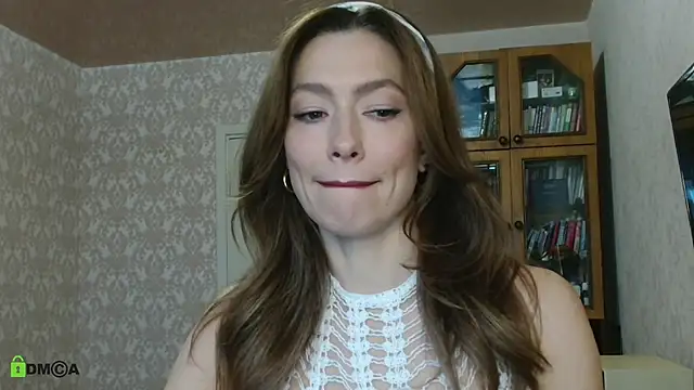 alicia spicy online show from 11-18-25, 05:45