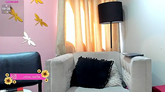  AlejaCruz  online show from 01-11-25, 07:49