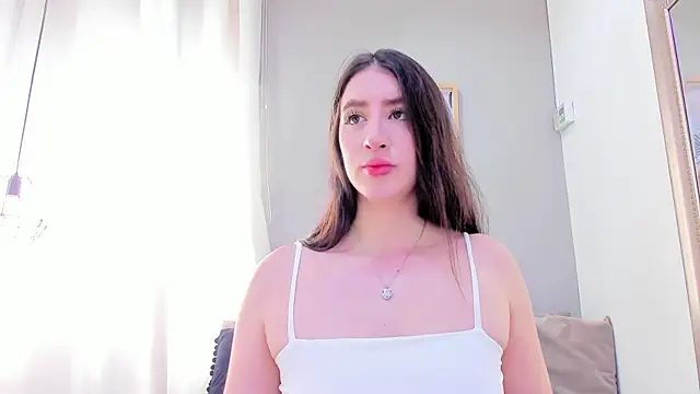  AlejaCruz  online show from 11-05-25, 07:47