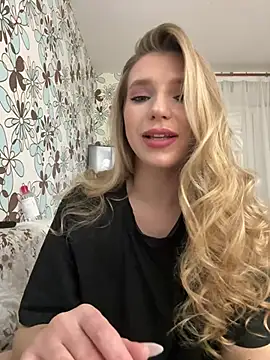 Snapshot of adel_secret chatting on 02-14-26, 08:38 adel secret online show from 02-14-26, 08:38