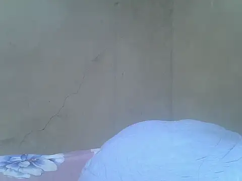 Snapshot of hairyswt_pus chatting on 11-30-25, 12:31 hairyswt pus online show from 11-30-25, 12:31