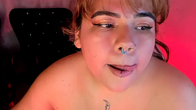 Snapshot of Samanta_cutee chatting on 01-18-25, 11:11 Samanta cutee online show from 01-18-25, 11:11