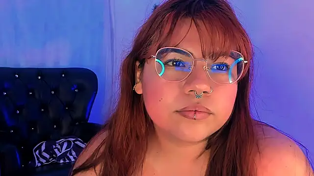 Snapshot of Samanta_cutee chatting on 01-23-25, 02:39 Samanta cutee online show from 01-23-25, 02:39