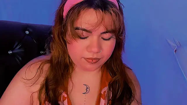 Snapshot of Samanta_cutee chatting on 02-09-25, 12:30 Samanta cutee online show from 02-09-25, 12:30