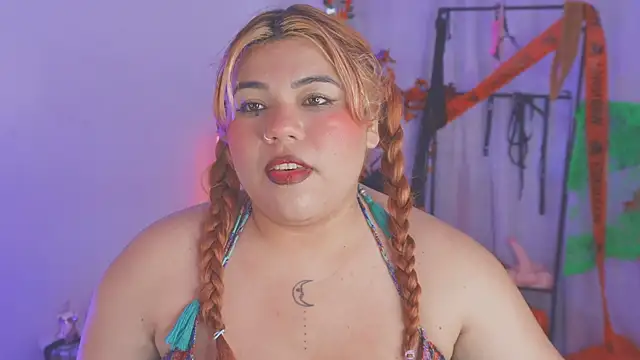 Snapshot of Samanta_cutee chatting on 11-01-25, 12:40 Samanta cutee online show from 11-01-25, 12:40