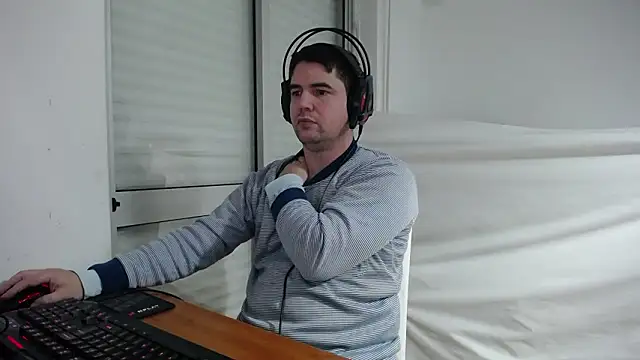 Kohaynewbie online show from 01-12-26, 08:03