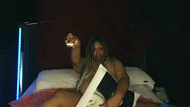 msyvette1970xh online show from 10-26-25, 11:20