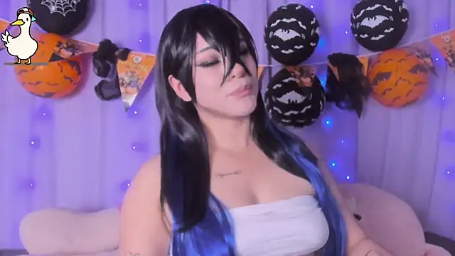 Snapshot of _niiky chatting on 10-31-25, 12:28 niiky online show from 10-31-25, 12:28