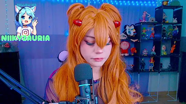 Snapshot of _niiky chatting on 11-12-25, 11:10 niiky online show from 11-12-25, 11:10