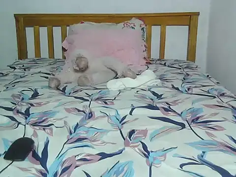 queen boobilicious  online show from 11-22-25, 08:52