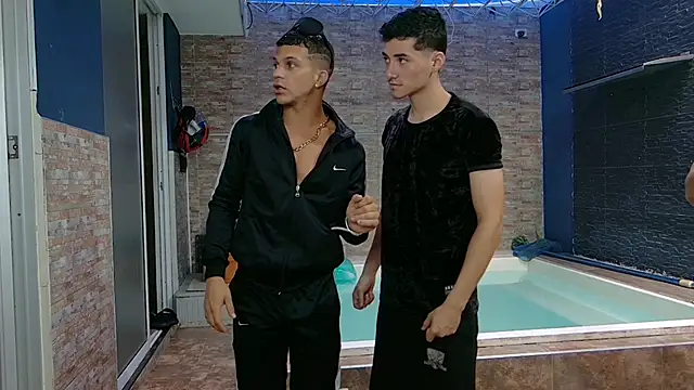 Snapshot of Boysgang_sex chatting on 03-10-25, 11:32 Boysgang sex online show from 03-10-25, 11:32