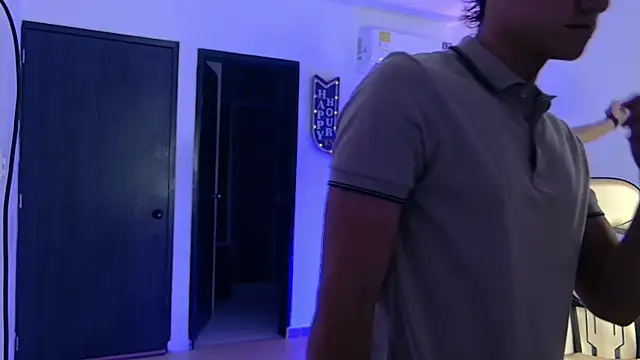 Snapshot of Boysgang_sex chatting on 11-19-25, 11:32 Boysgang sex online show from 11-19-25, 11:32