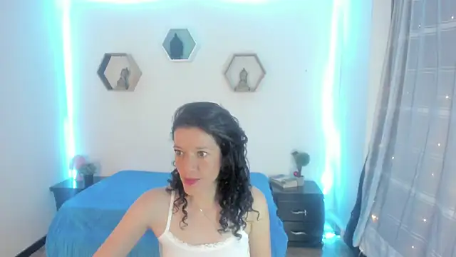 Snapshot of Paloma_victory chatting on 01-08-25, 07:56 Paloma victory online show from 01-08-25, 07:56