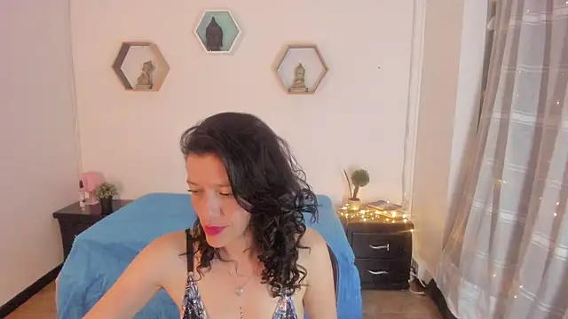 Snapshot of Paloma_victory chatting on 01-09-25, 11:24 Paloma victory online show from 01-09-25, 11:24