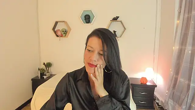 Snapshot of Paloma_victory chatting on 10-20-25, 08:20 Paloma victory online show from 10-20-25, 08:20