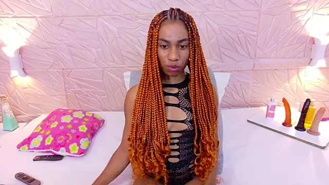 Snapshot of Amarantha_love69 chatting on 10-13-25, 01:44 Amarantha love69 online show from 10-13-25, 01:44