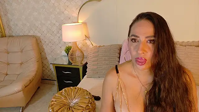 MayraVegas online show from 02-07-26, 01:48