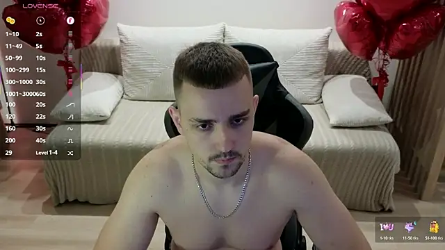 Larstar01 online show from 10-08-25, 08:06