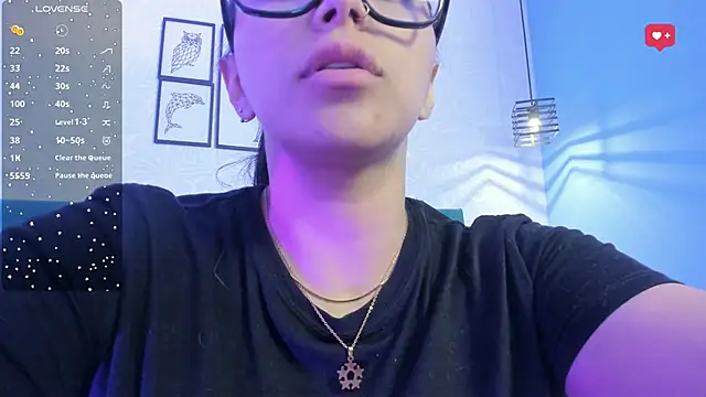 tiffani  love online show from 02-14-25, 03:05