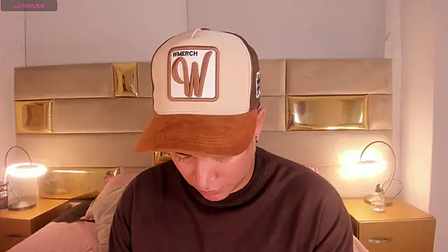 Angel Brown1  online show from 01-10-25, 10:04