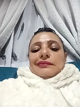 Emily0215 online show from 02-05-26, 11:42