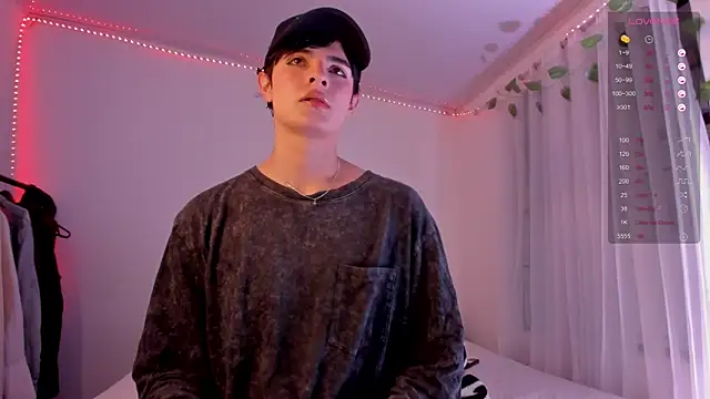 Snapshot of ianstar_599 chatting on 12-06-24, 10:41 ianstar 599 online show from 12-06-24, 10:41