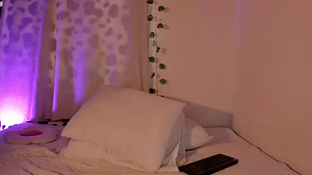 Snapshot of ianstar_599 chatting on 09-30-25, 03:17 ianstar 599 online show from 09-30-25, 03:17